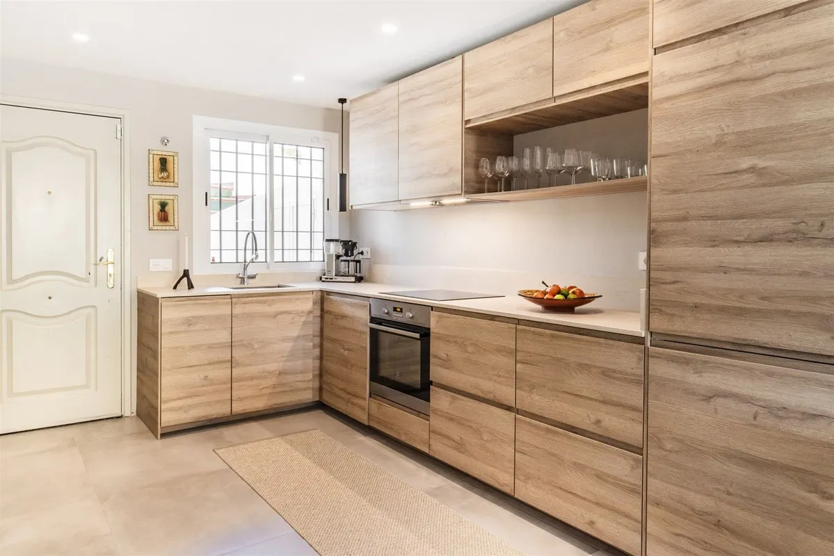 b5807aef-8d4f-4a6e-9629-0bd1e709a353