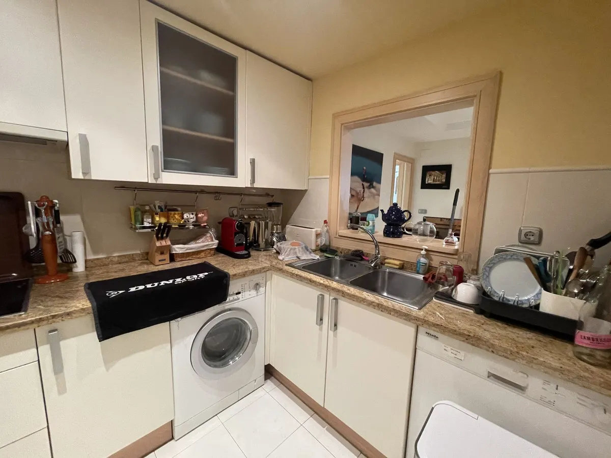 1847ad9d-8e11-43b1-a3a5-d41b7a9baa56