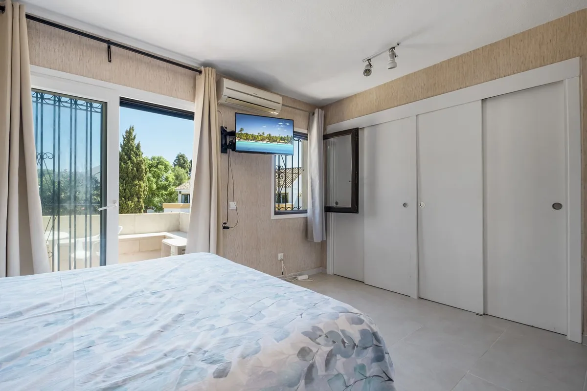 2b235d5b-a796-424c-89e4-37505f1fca37