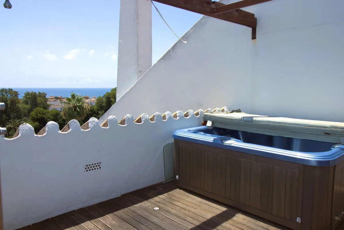 228eccf8-c4c4-4958-b8b8-5b497ee9db74