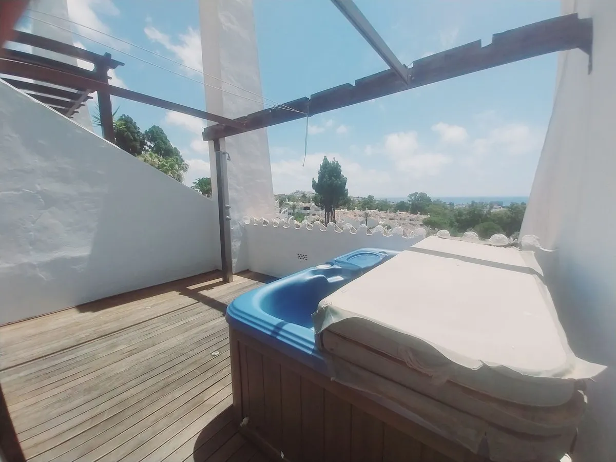 aa4d0c62-e323-4231-9d55-b528f995cc69