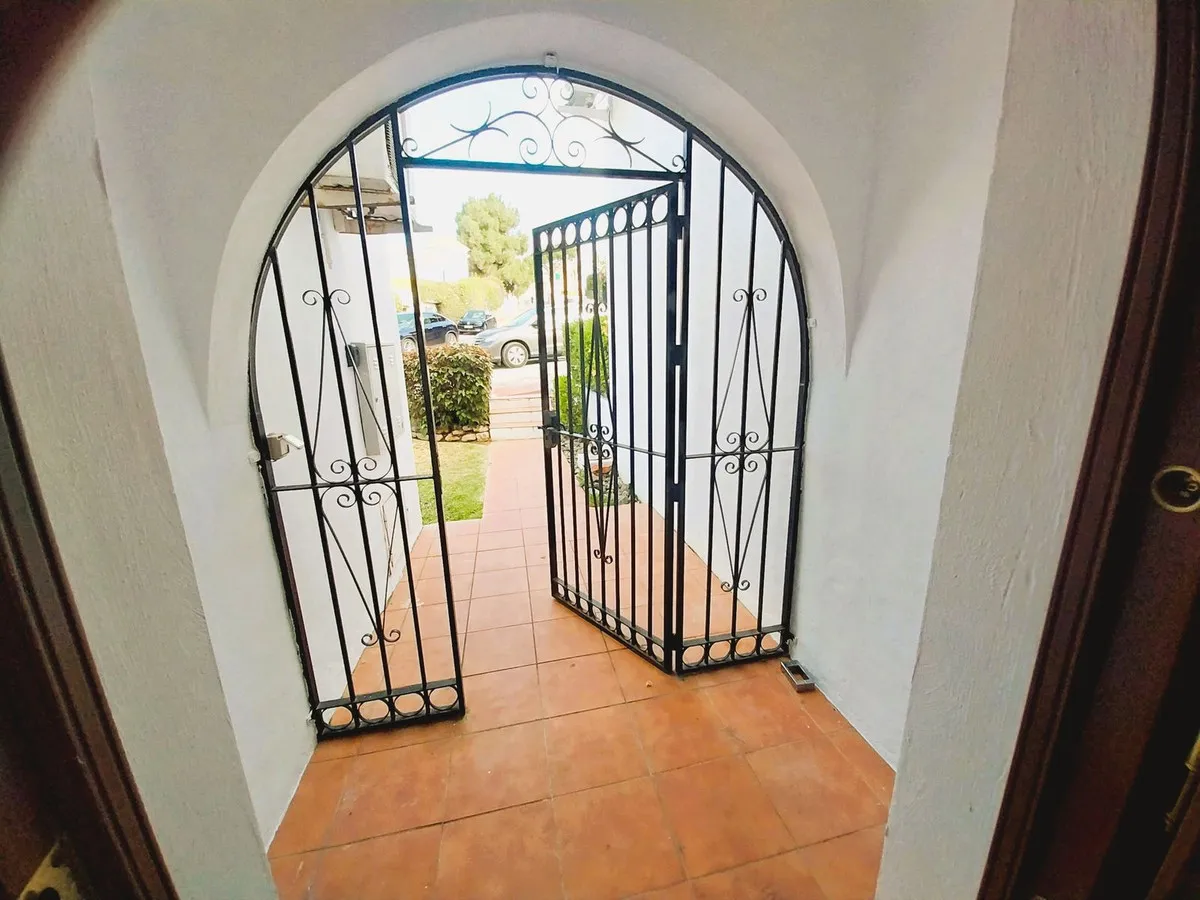 b452ae64-cf8b-4cfd-90a2-718db7982aac