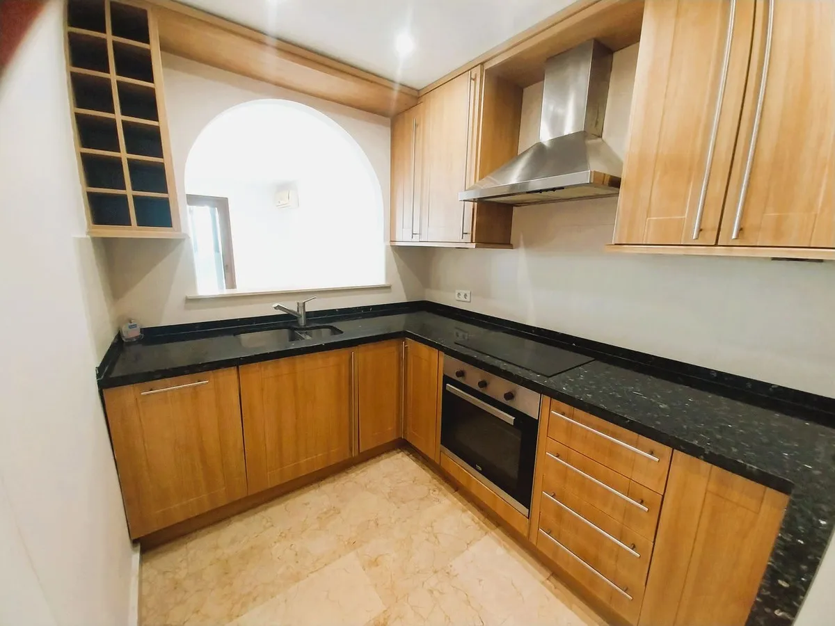 f84af803-7aeb-4119-bbcc-ed05d2ca453f