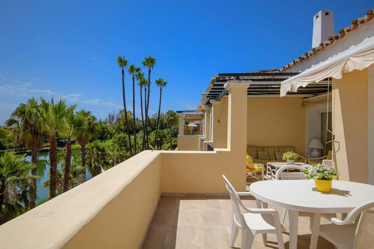 191afa0a-ccbb-400f-8379-574cd0c57f66