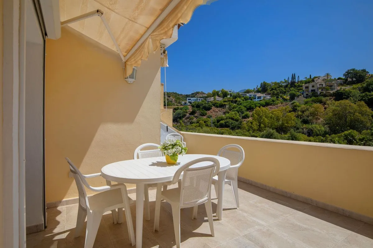 5b842736-f423-4618-8653-cf124e7b16e8