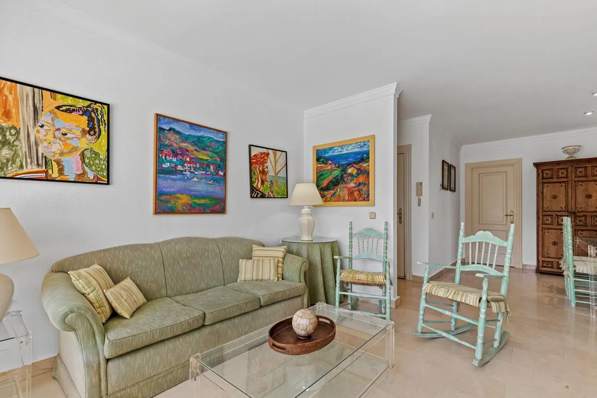 e0d9497e-1003-4604-88d0-485a395a7e97