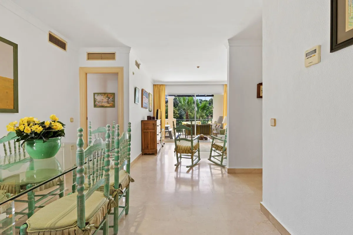 fc9d546b-24c6-48a5-9f94-19c2139d661a