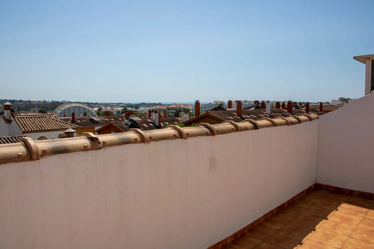 84b8e77f-7975-4991-b122-2e208dc4691a