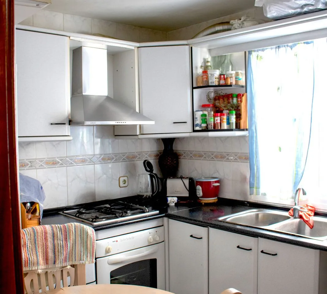 c259b200-b200-4afc-869e-ee2c15525a6b