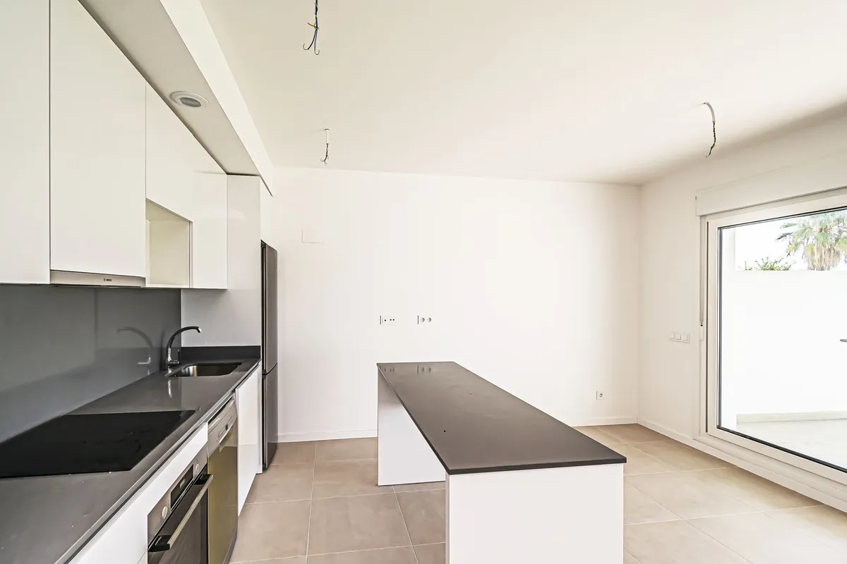 4a0687a1-5a94-4b13-847e-56fc4a21364a