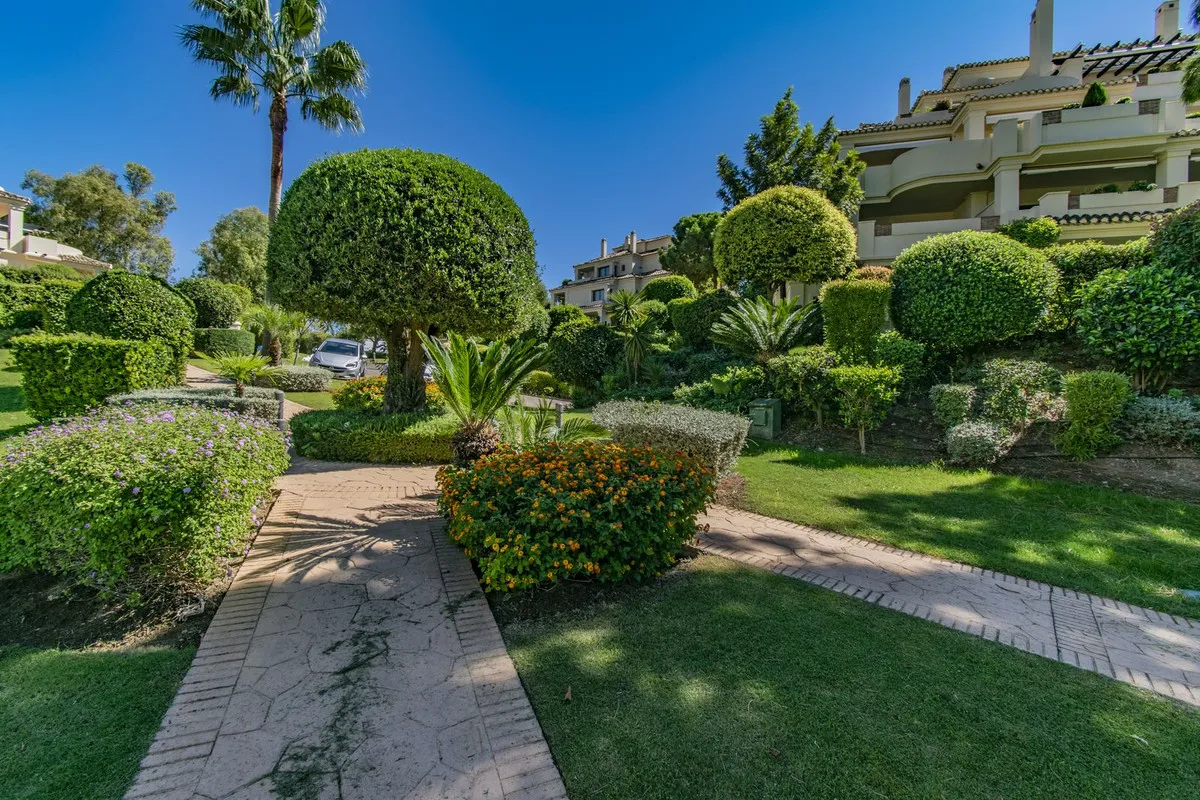 4c2fbcc8-b6dc-4e2f-8329-8120d3109b27