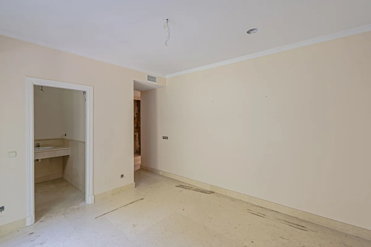 6752ec46-9b30-4d79-b967-47d046a47608