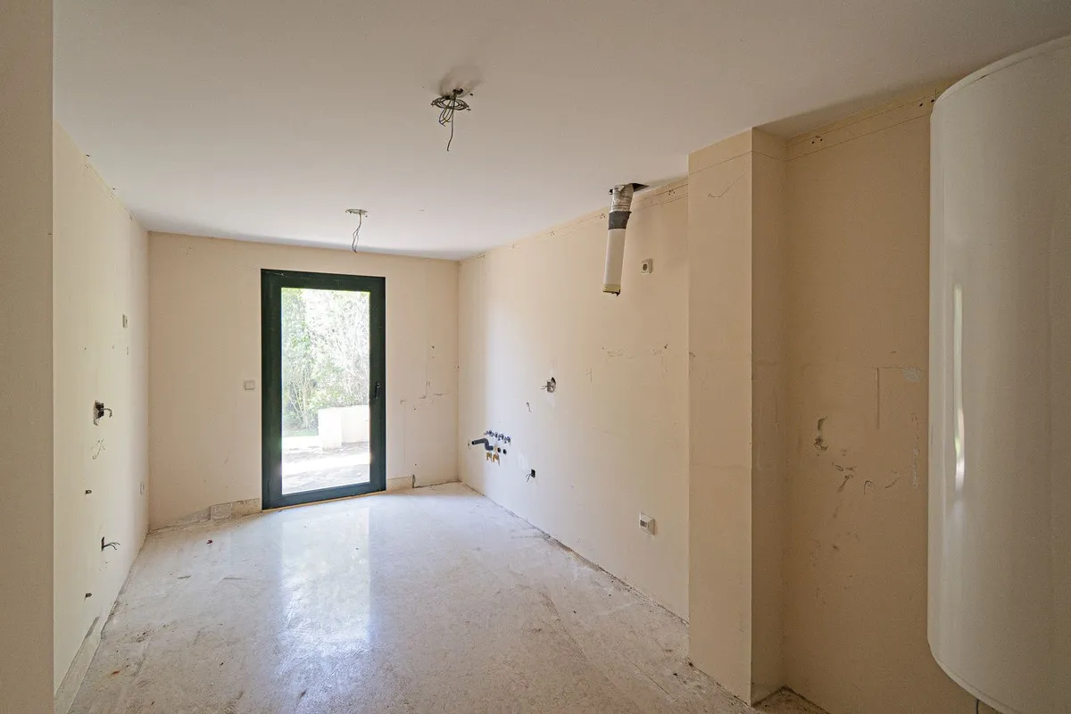 da247bf5-a445-4c10-932c-35136f853a7f