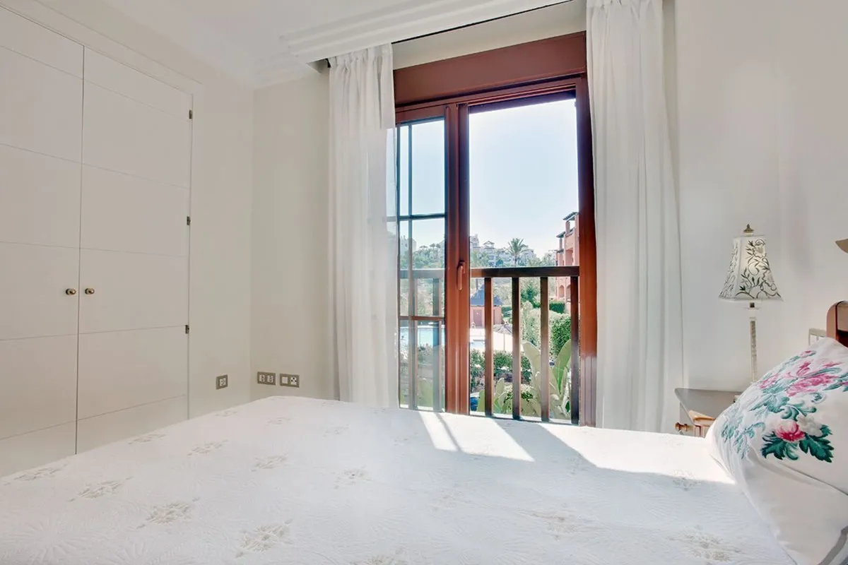 0d60640f-8704-486b-b4e4-1fde22656e31