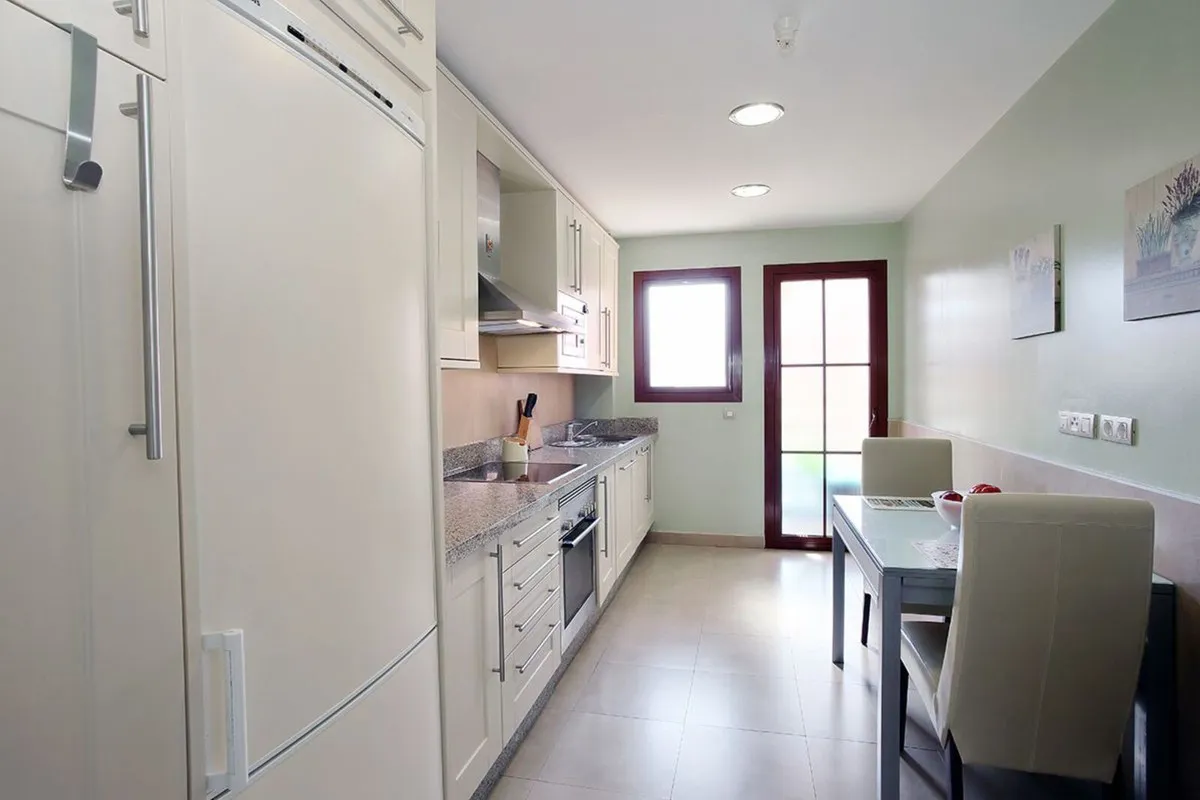 559c53d3-73d2-498c-ad63-e8d908a9c7b1