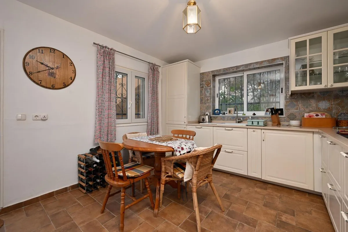 2446fac6-9859-4714-949c-193b59733eb9