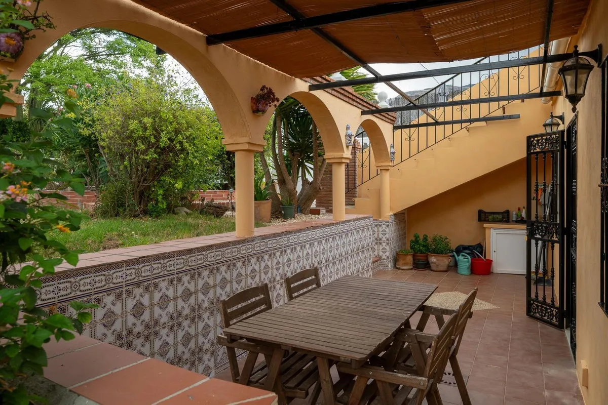 547f85a0-ffac-44f5-94b6-5797eebf7e1f