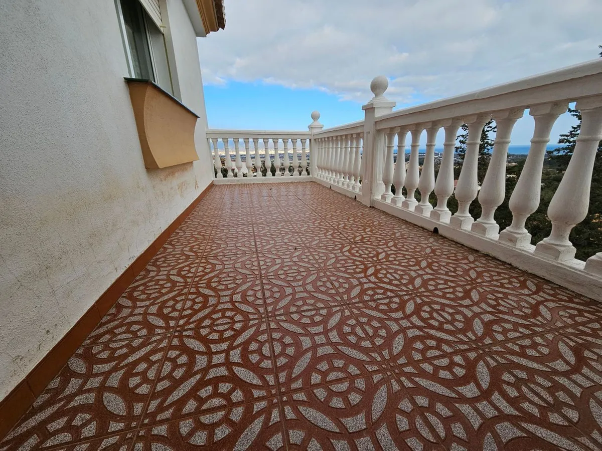 7edce131-0389-4bb2-981b-59146ceaa0f6