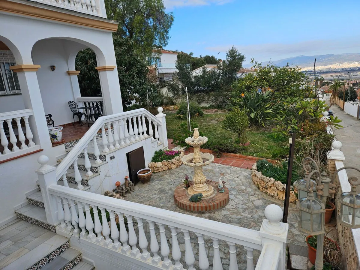 b79ba6cd-a115-46e9-a97c-13188114045d