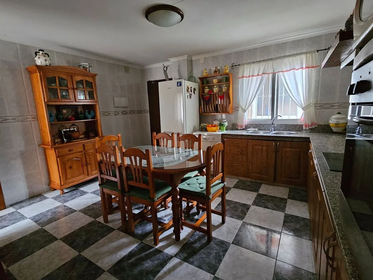 d494a344-71e5-4105-b5ec-15606f56b9da