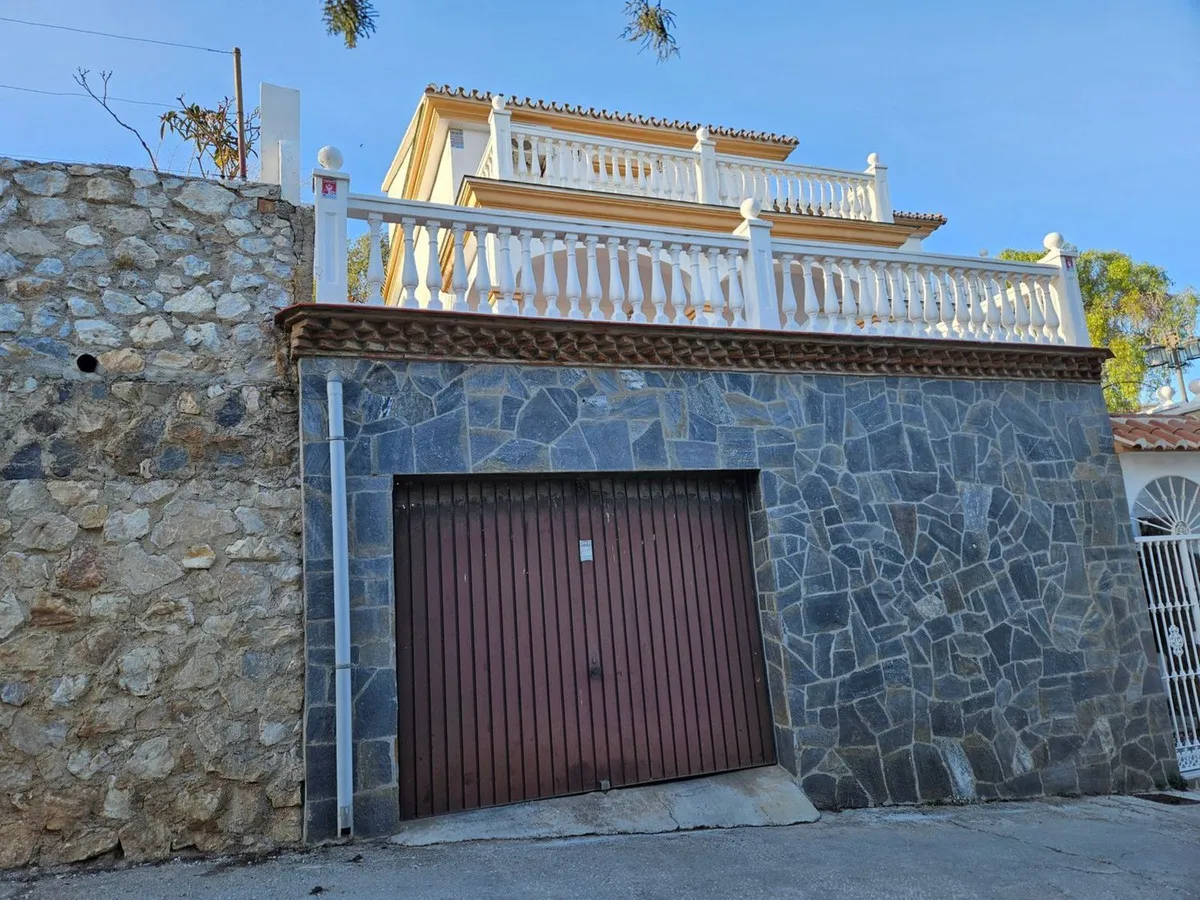 f7470406-ecb4-4b68-a3ca-360780a3facf