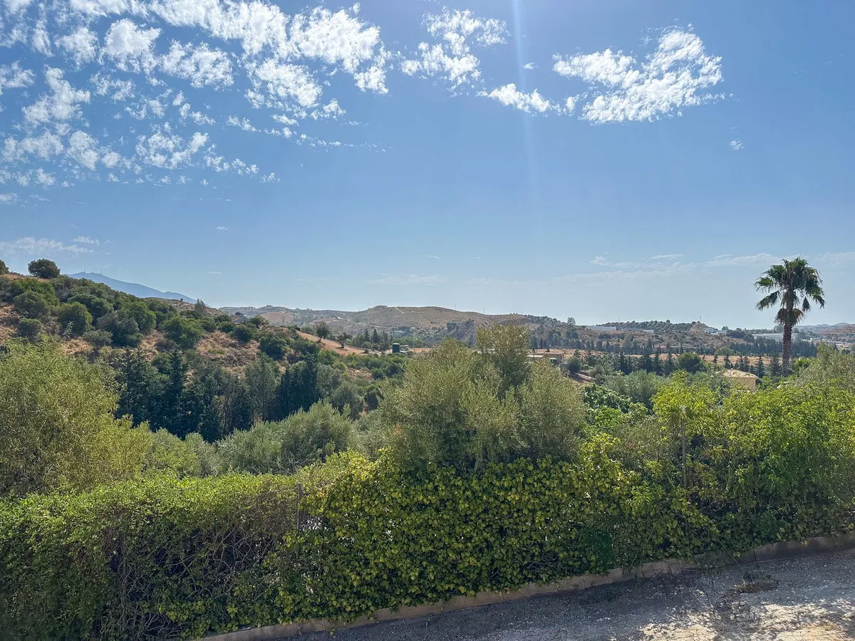 5baadd01-4772-4e87-bbd4-4700ff79356e