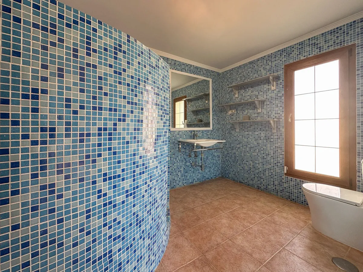 b2f32b6e-ae44-4a9b-82f7-ae2708c23d21