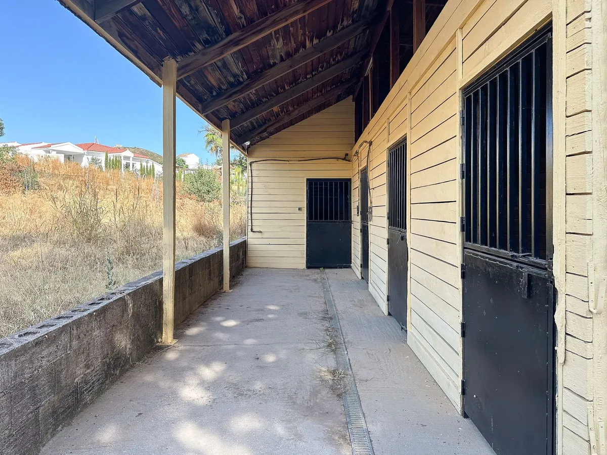 c8f4a5b1-6652-4a3e-aa53-09cb586765c3