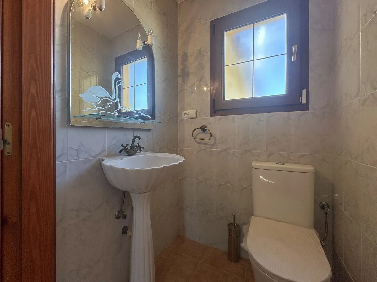 dec2e6ee-ff09-4880-b661-9fd12d954b11