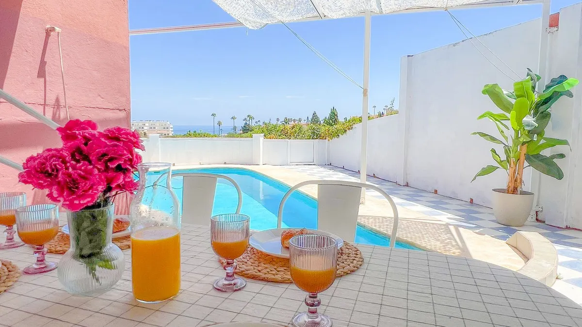 3ca580dc-bd08-47a0-89f7-55675b6f6b6d