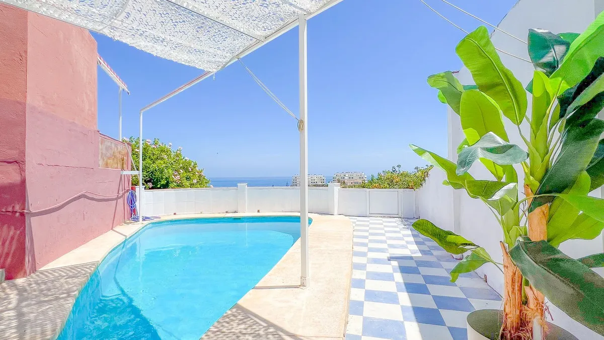 5931f37c-8b33-4241-98ed-d92c50febb58