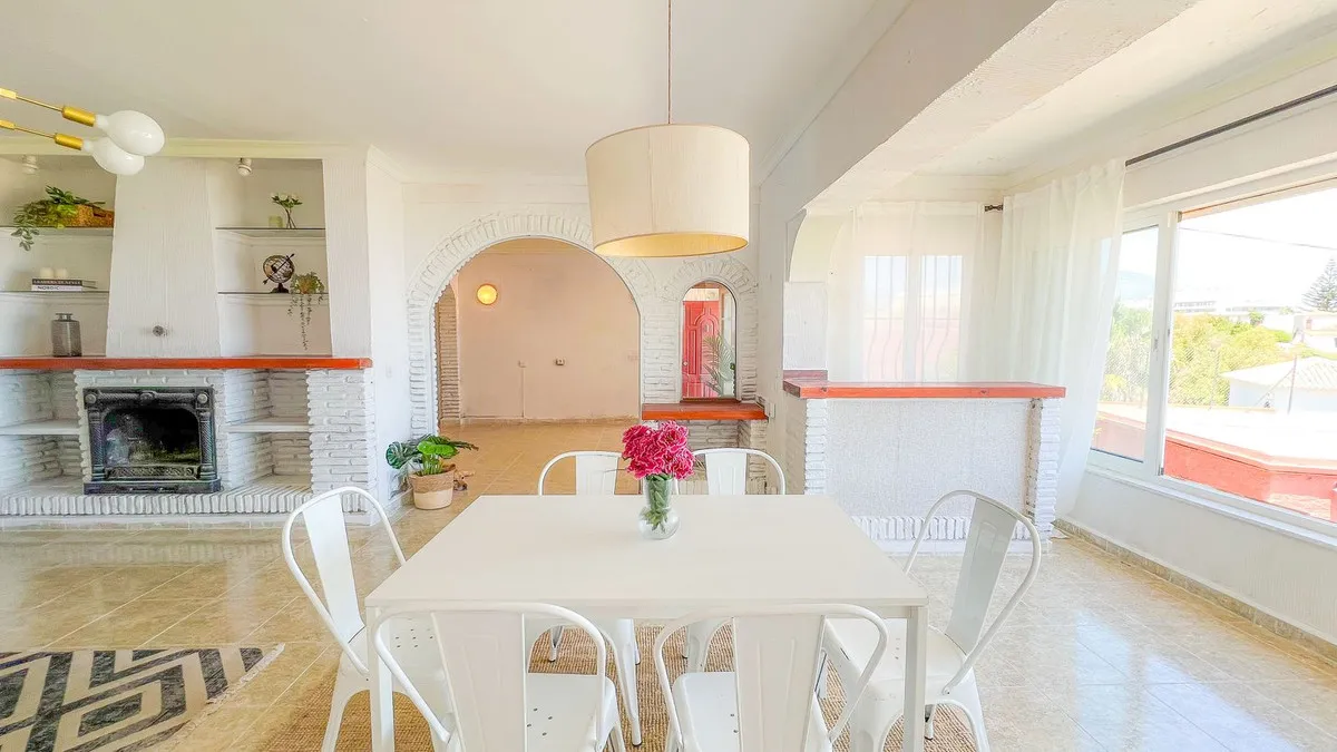 66edfb08-bcf4-4e81-9d30-7e82aa3807e1