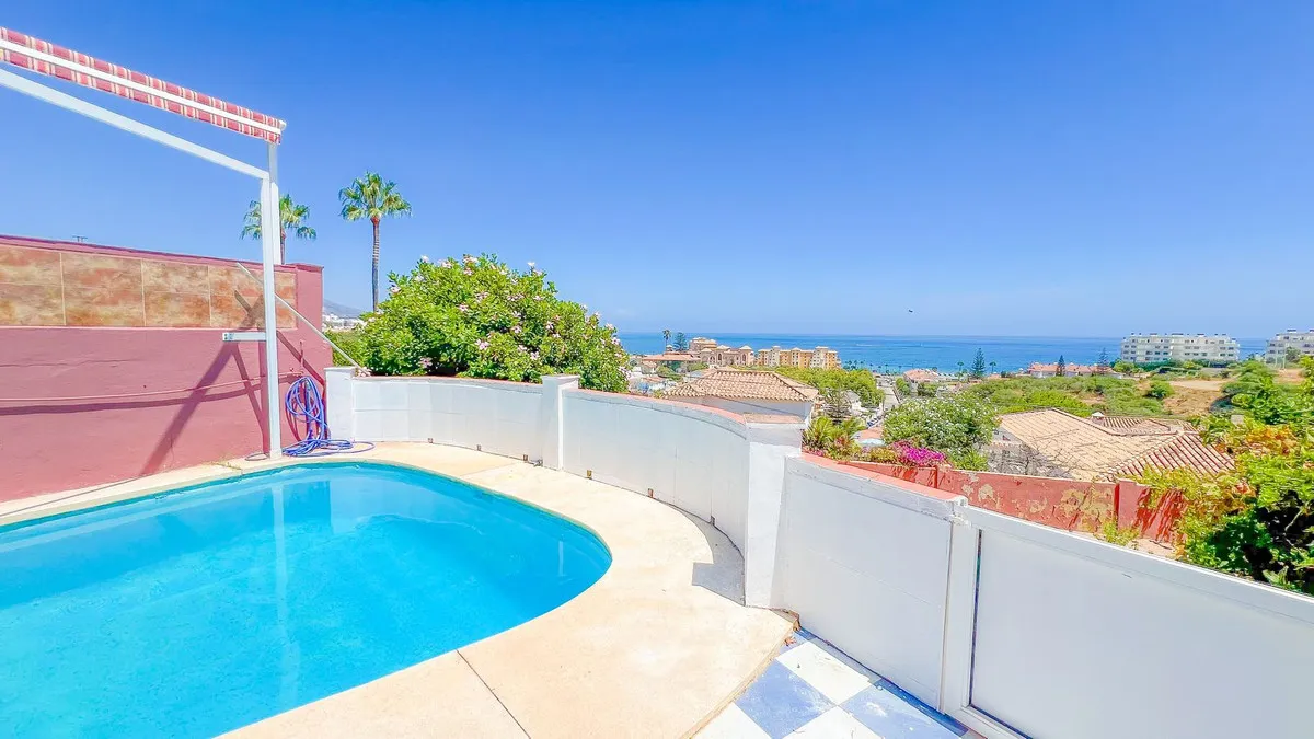 87fef0a0-c8aa-4ea5-ad70-c196bb87f953