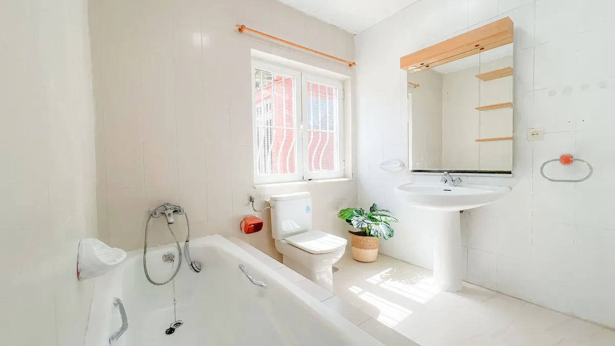 b3efbb0e-5f97-4961-93ff-39cbd31028ea