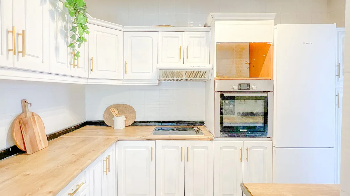 ecc69d98-f5df-4d9b-bad4-227b75a897c4