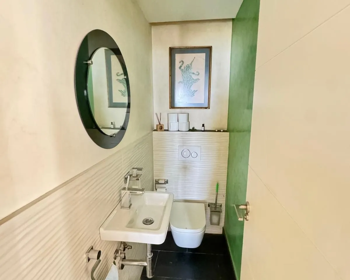 1847481a-1738-402a-8fc2-cee614832c8d