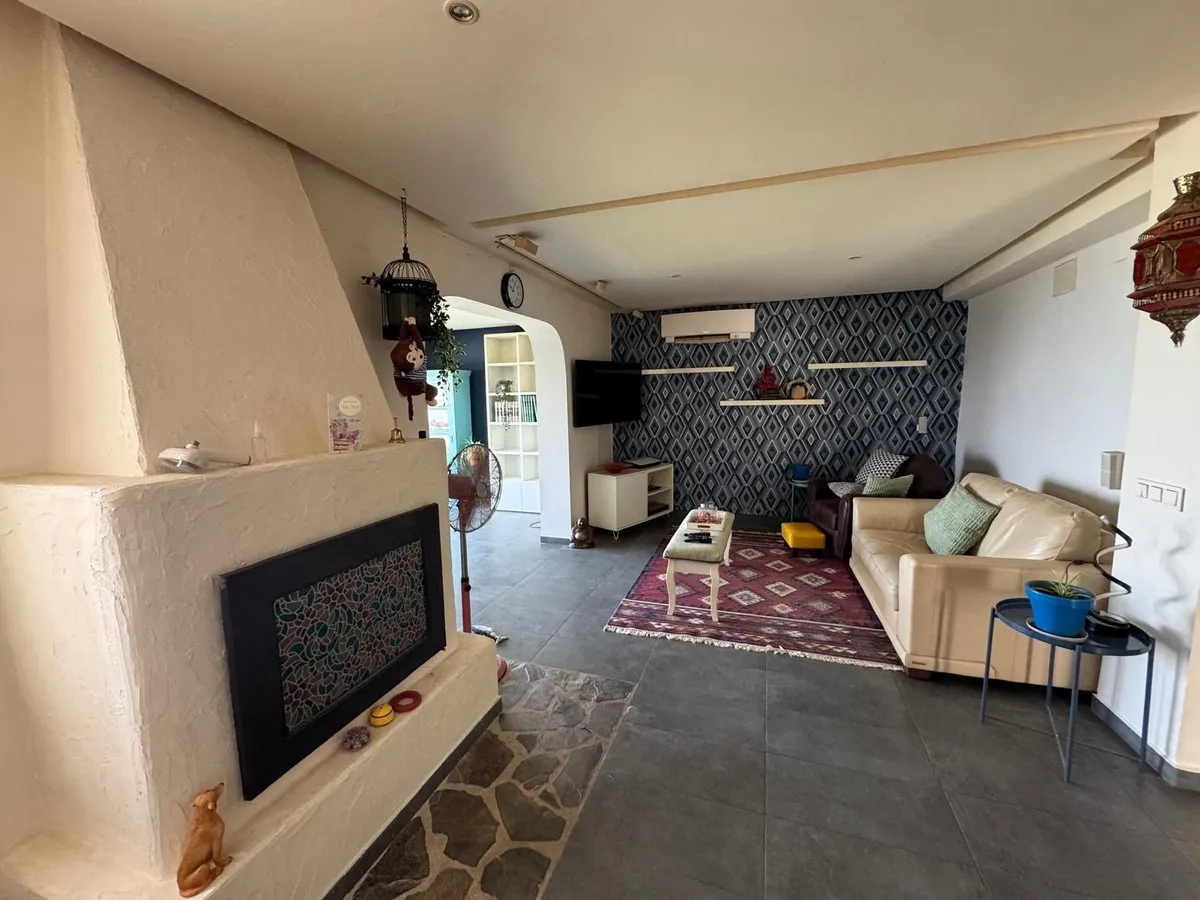 512ddc95-e8a5-4e90-a482-0f55f22c442f