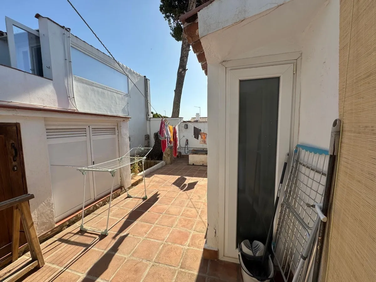 6181ba71-5d2b-434b-9c49-0f600a638ccd