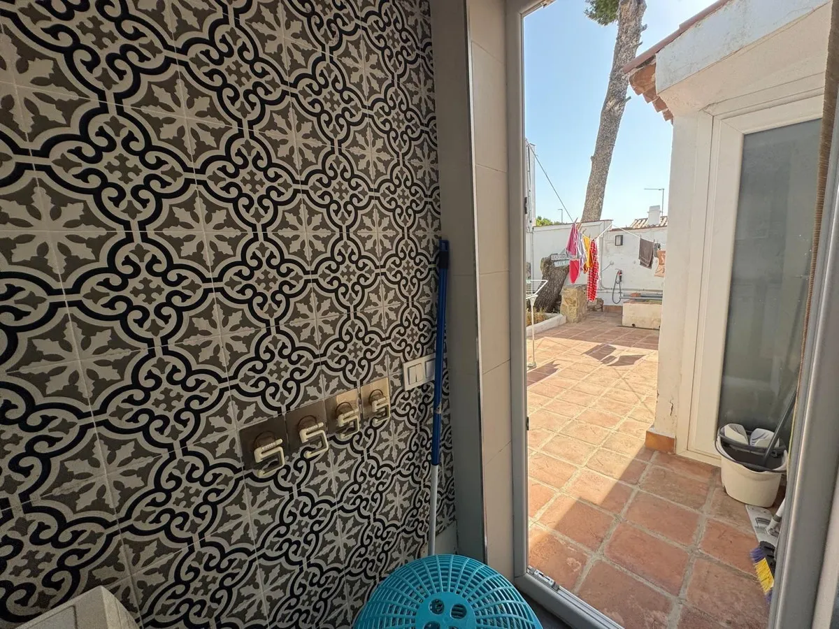 671dcb3c-23da-4596-9e4f-ea02b2d27f6b