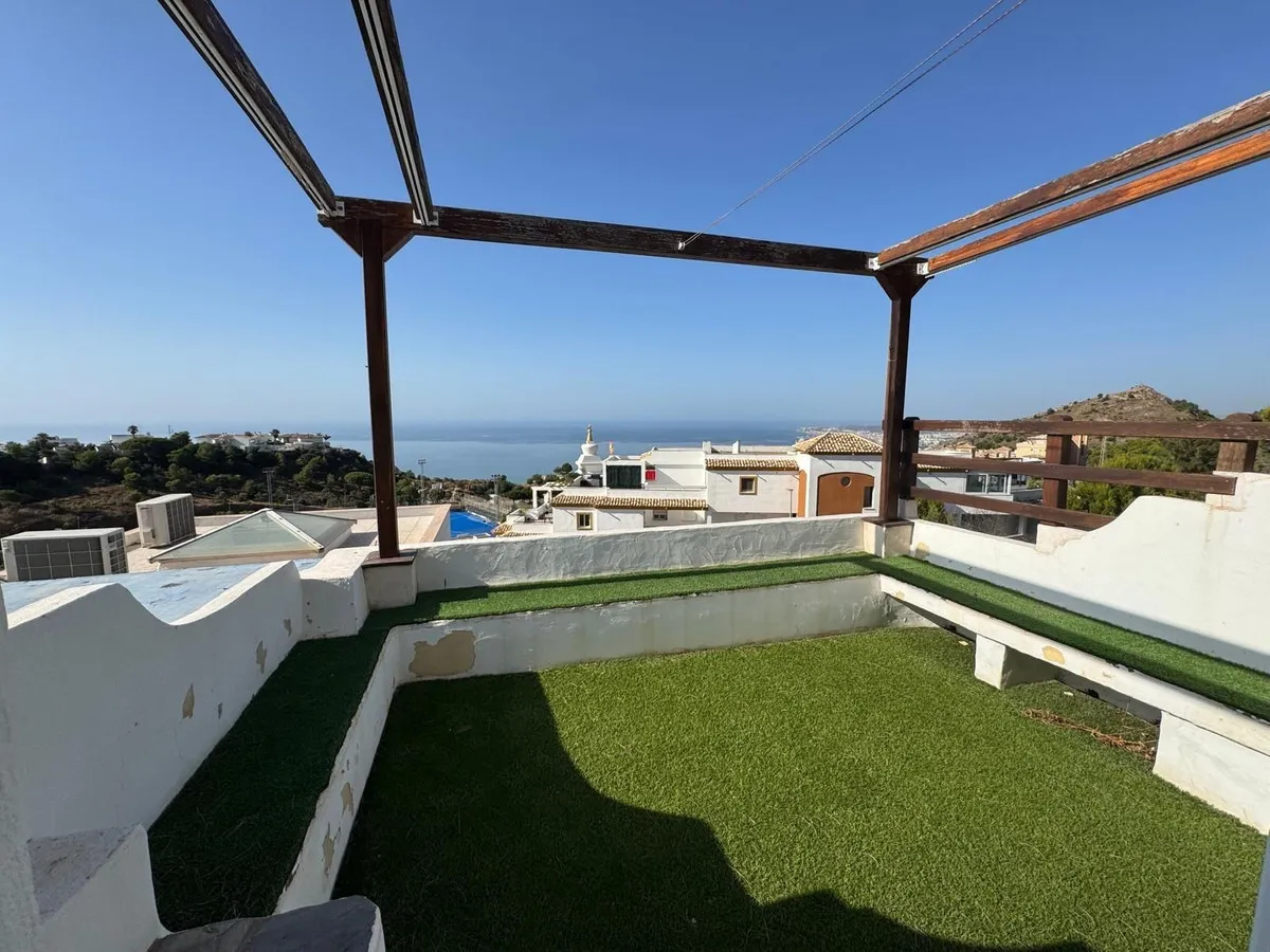 7b4da087-6f67-438e-9d61-d36a7d40070e