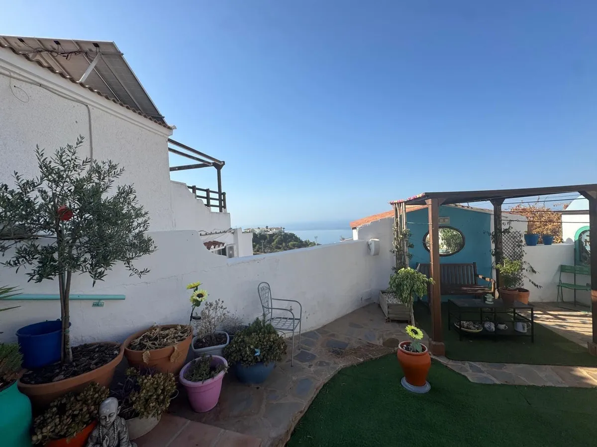 8a4937a8-e15d-41c3-b5f7-38c7a60adbe0