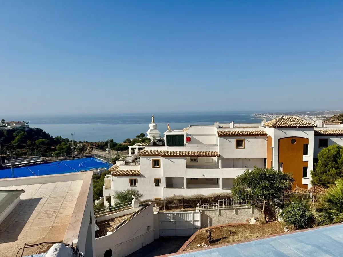 8f51b031-c85e-4a47-ac3e-16bb3ef24202