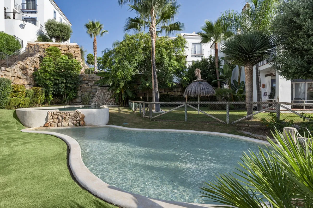 bf7ff203-00a6-46fd-861c-5b4ed9391f9b