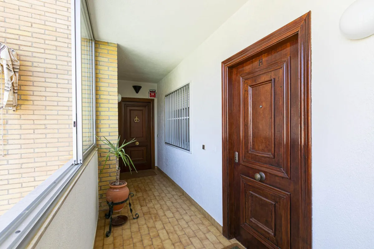 24f1c7c6-3fce-487a-95de-a6da502fb40c