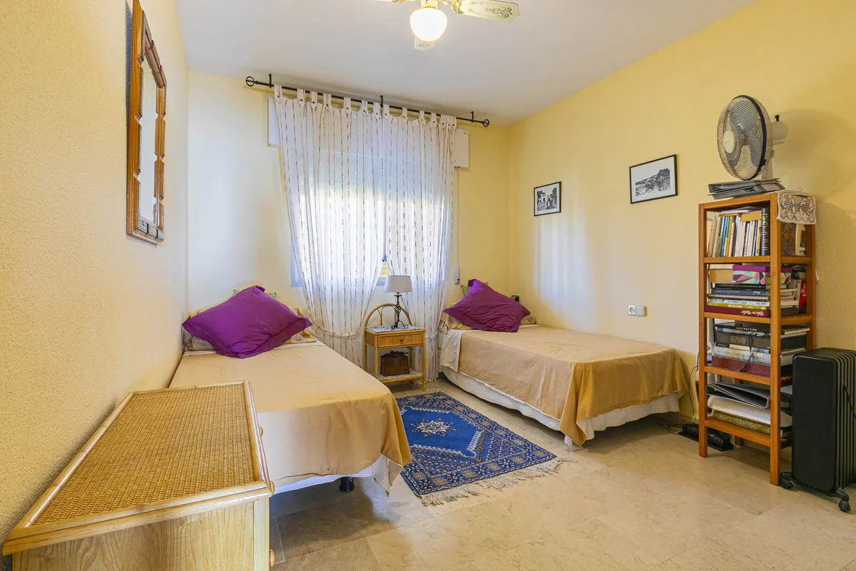 dc9927ef-1ef5-4cb6-845a-d566839eabce