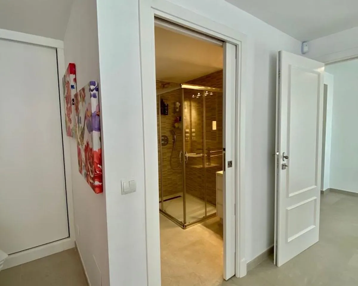 207f5117-cf6b-4810-a6a2-381c83ac0592