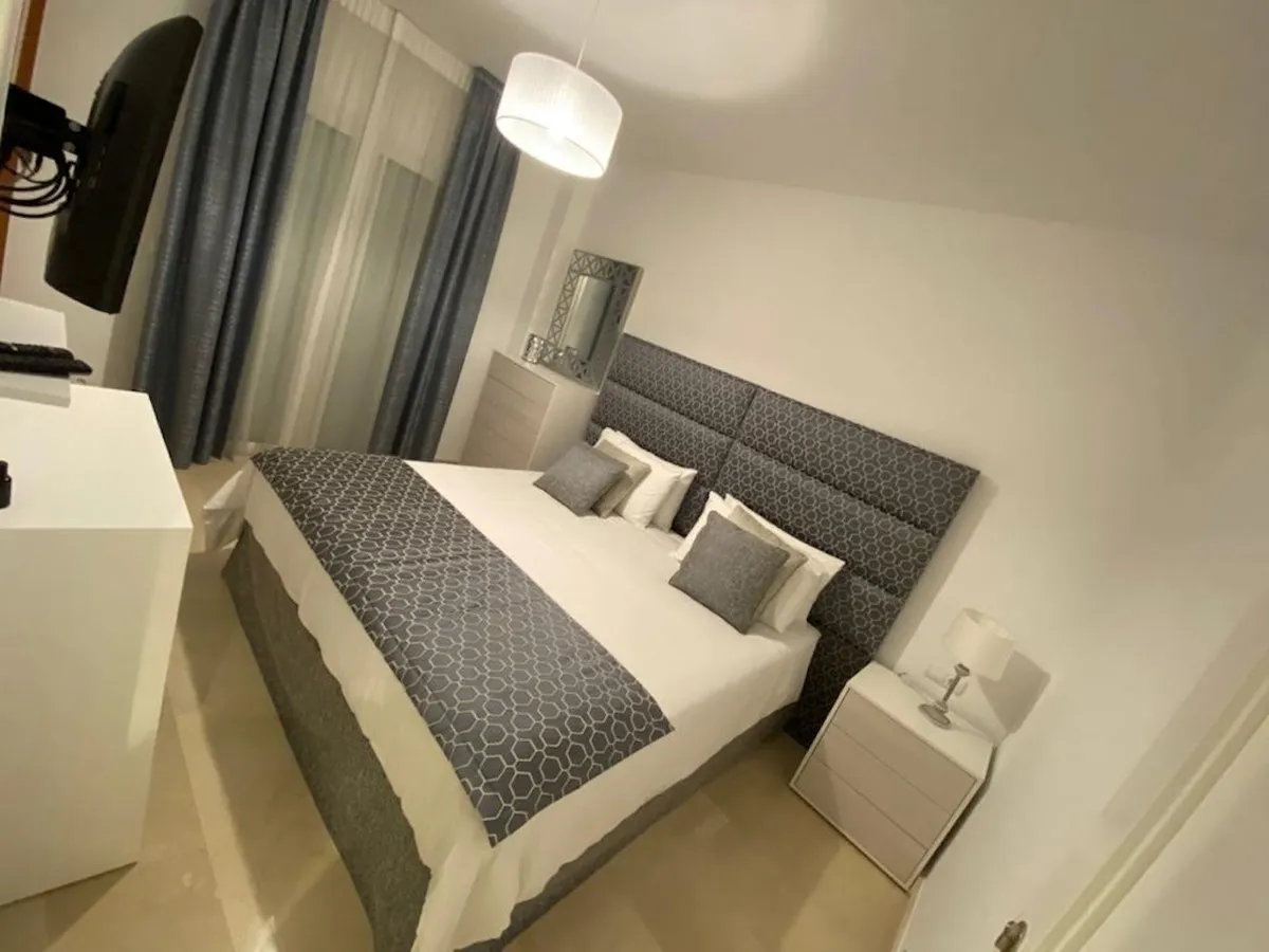 8af7f79d-1687-46f9-94ab-b44f2e6eebb7