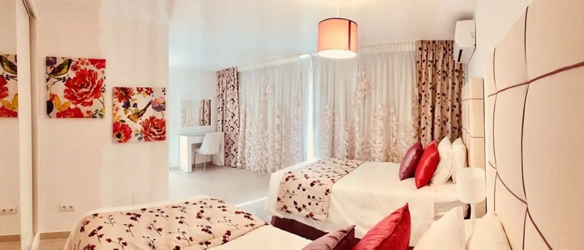 e6522276-5d47-4f9c-b891-c55b1e1fea94