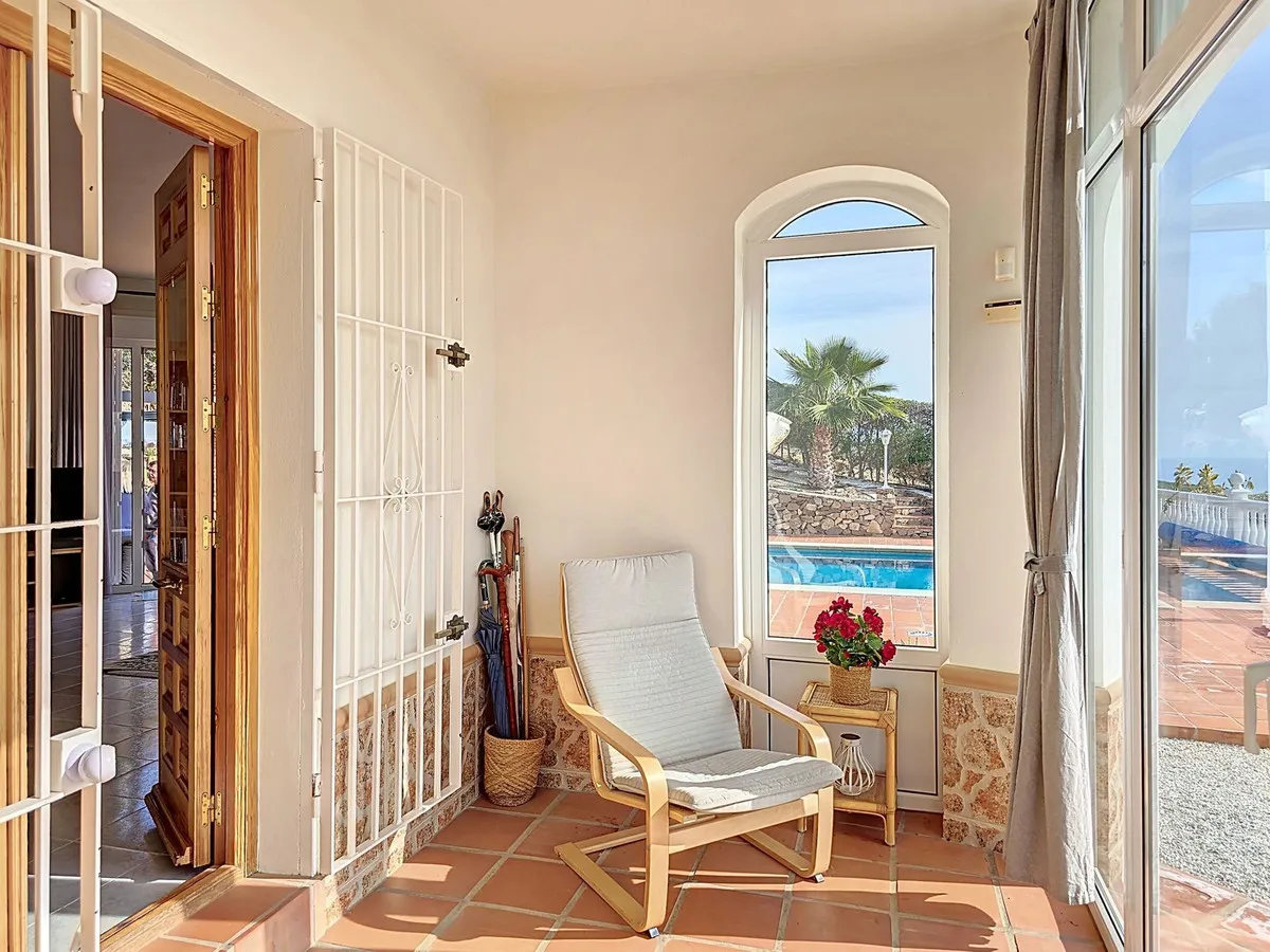 12af3650-7852-406e-898a-7c58ba9d7f69