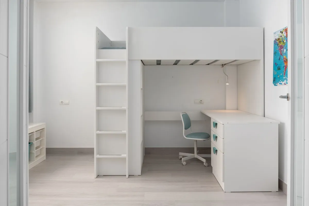 9363a68e-a01e-40e6-a7c4-87a22345274f